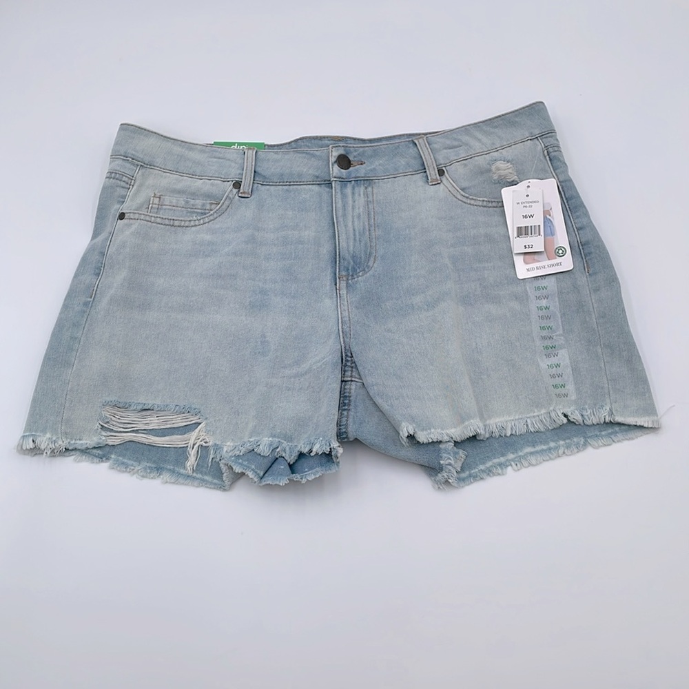 Dip Mid Rise Denim Shorts Distressed Raw 4” Hem‎ 5 Pockets Light Wash NWT
